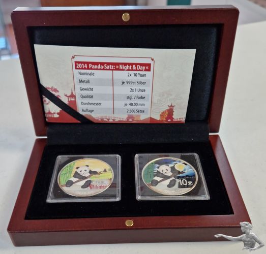 China Panda 2er Set Tag &amp Nacht 2014